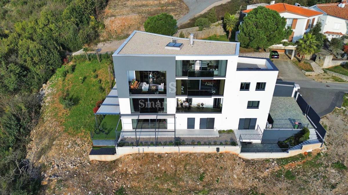 OPATIJA, luksuzni penthouse s panoramskim pogledom na morje