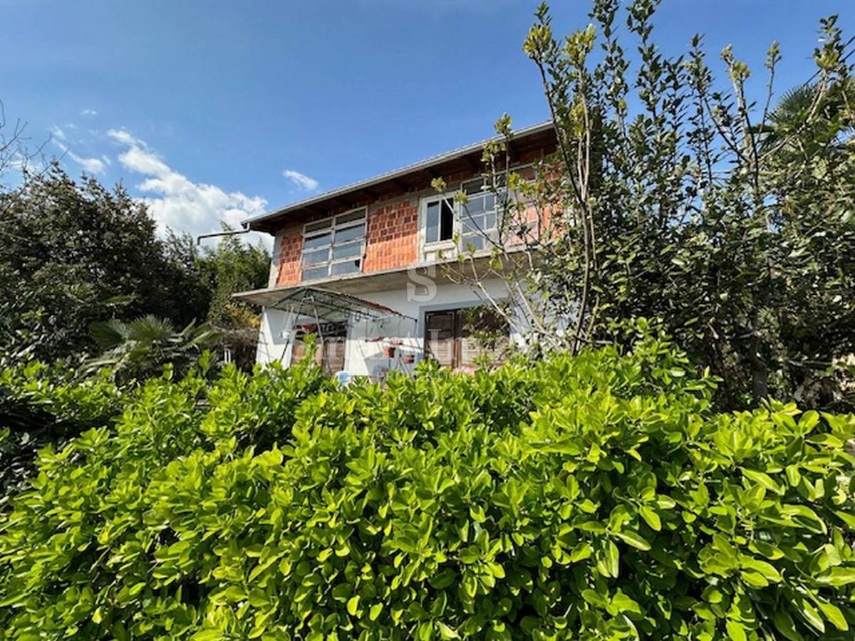 OPATIJA - CENTER, samostojna hiša s pogledom na morje, blizu morja