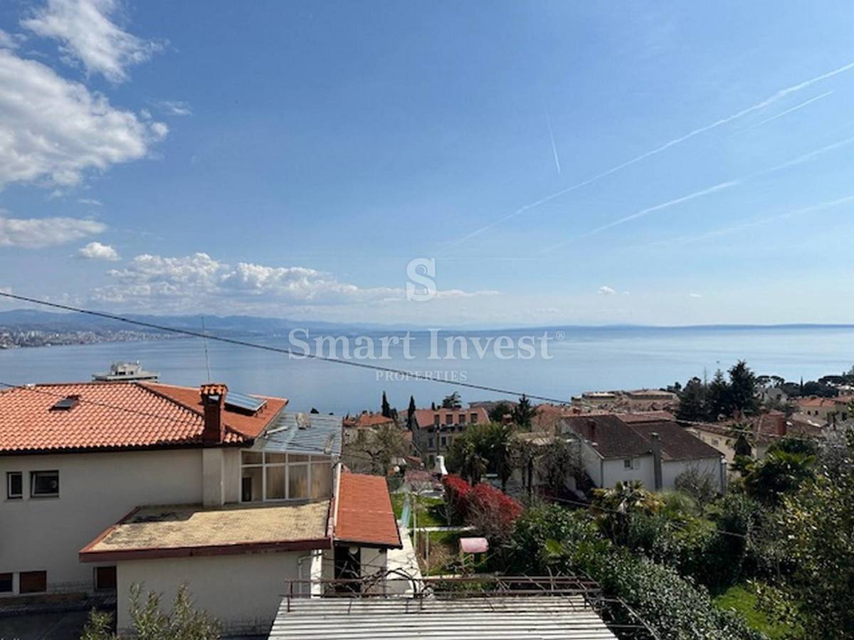 OPATIJA - CENTER, samostojna hiša s pogledom na morje, blizu morja