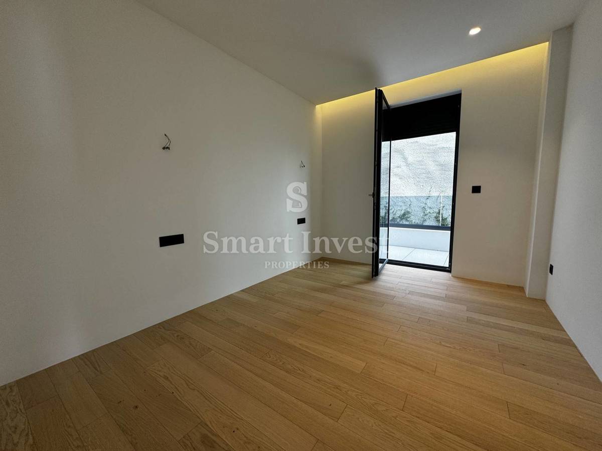 OPATIJA, Luxury 3-bedrooms apartment with sea view and garage 