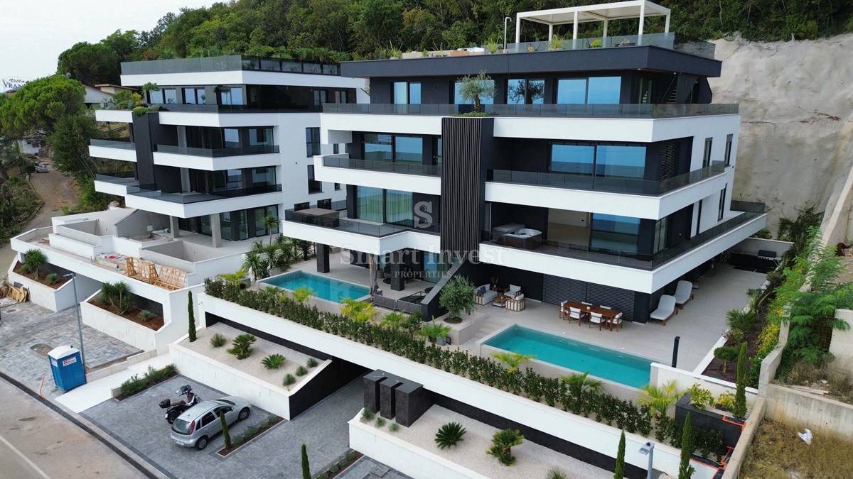OPATIJA, Luxury 3-bedrooms apartment with sea view and garage 