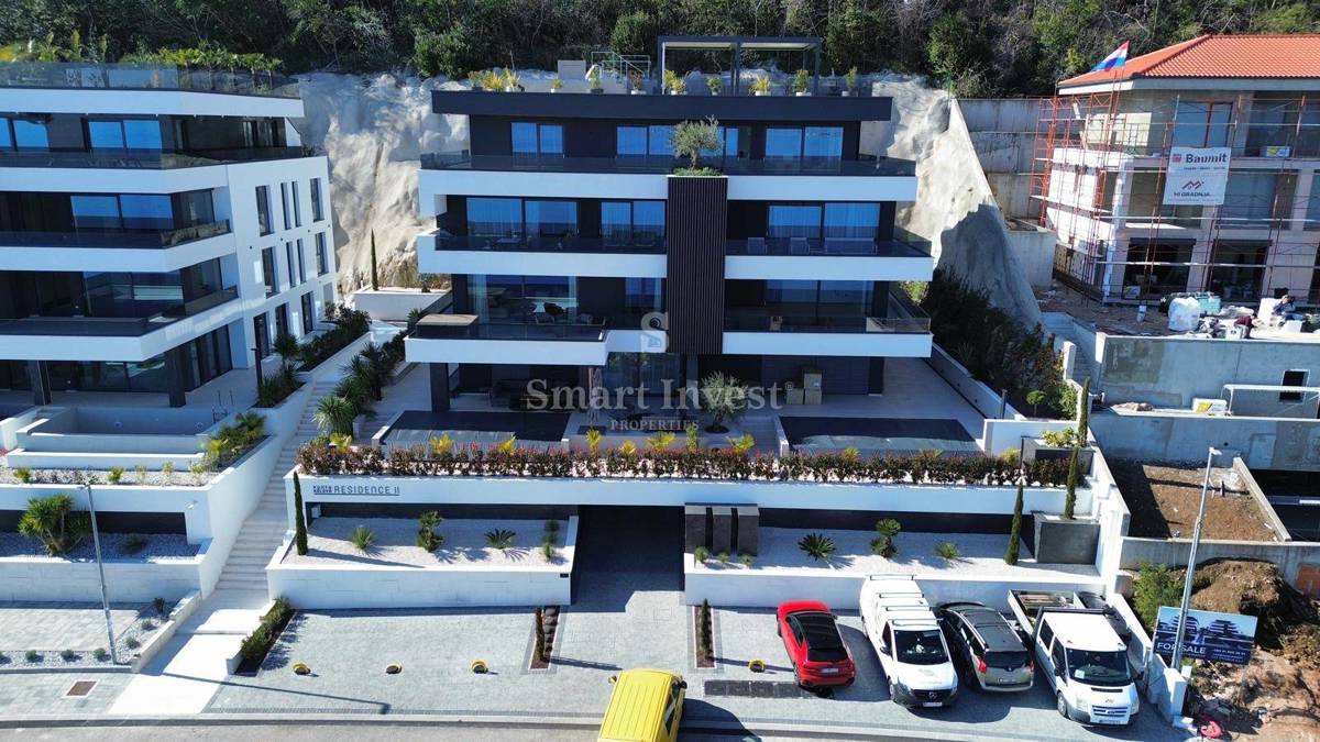 OPATIJA, Luxury 3-bedrooms apartment with sea view and garage 