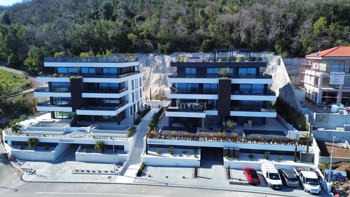 OPATIJA, Luxury 3-bedrooms apartment with sea view and garage 