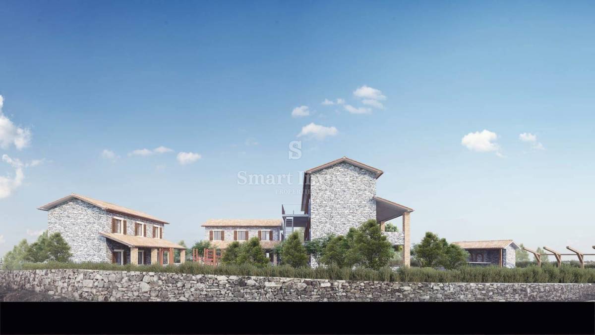 ROVINJ okolica, zazidljivo zemljišče 1350 m2