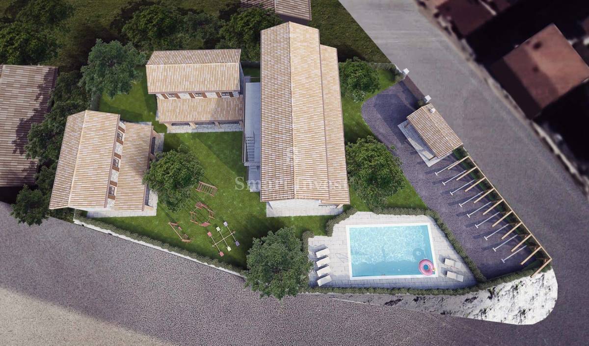 ROVINJ okolica, zazidljivo zemljišče 1350 m2