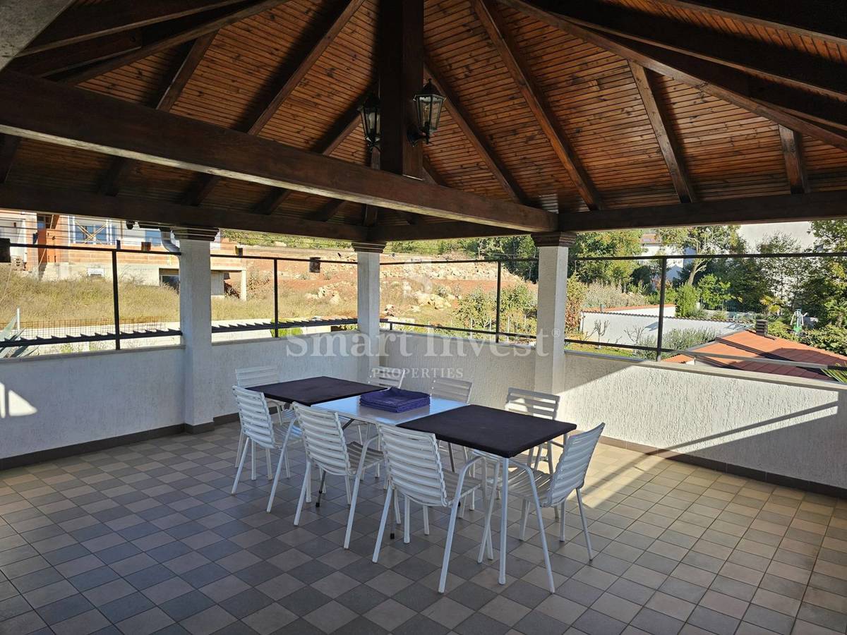 Poslovni prostor Pobri, Opatija - Okolica, 306m2