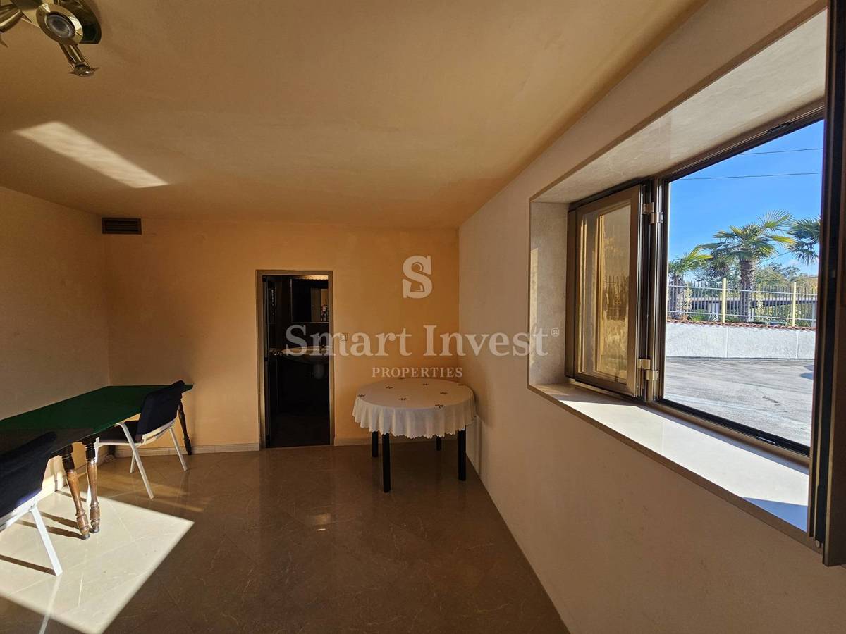 Poslovni prostor Pobri, Opatija - Okolica, 306m2