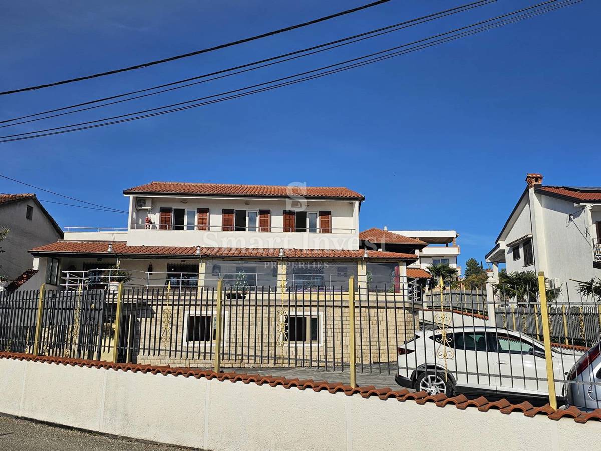 Poslovni prostor Pobri, Opatija - Okolica, 306m2