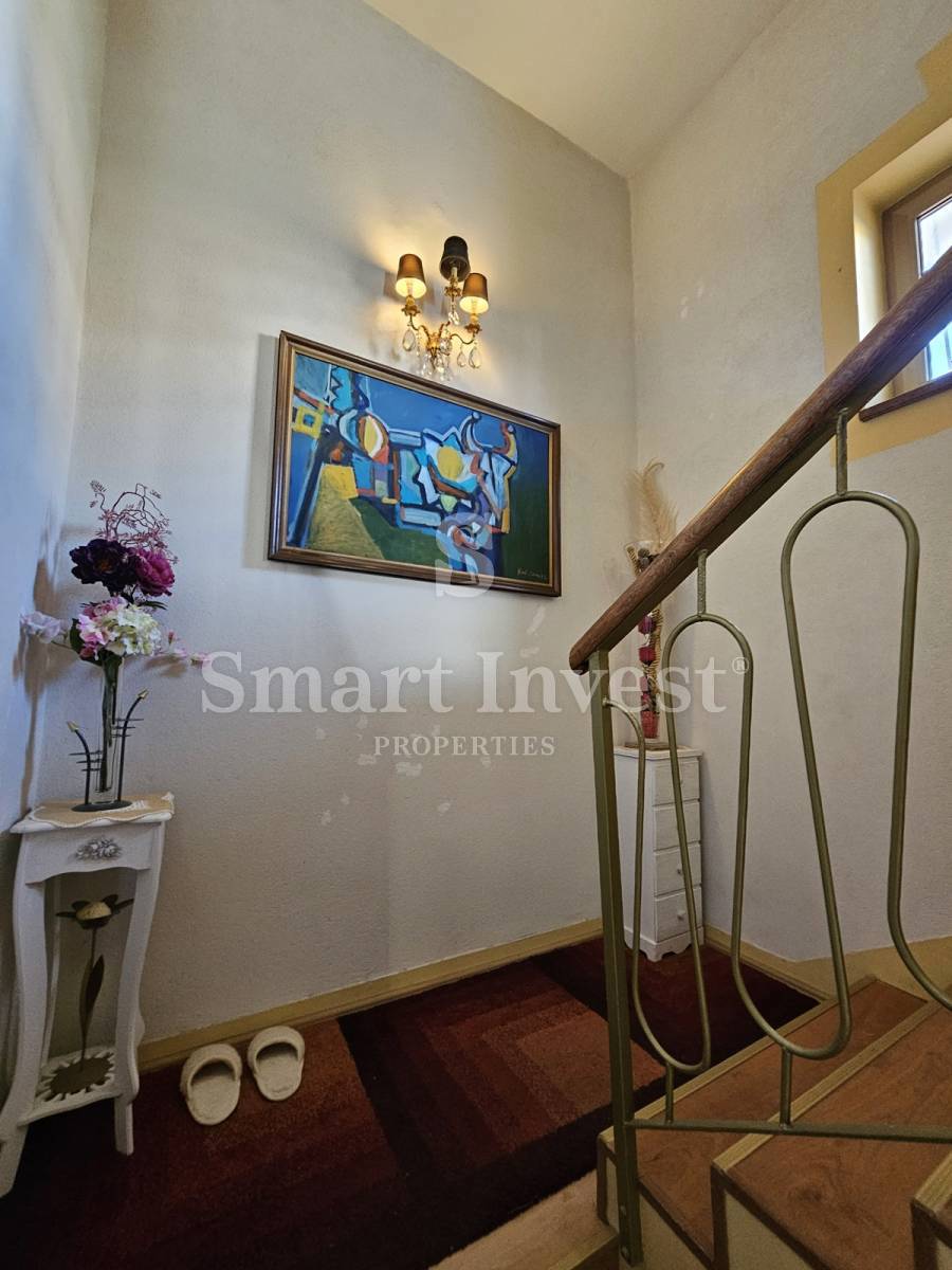 Poslovni prostor Pobri, Opatija - Okolica, 306m2