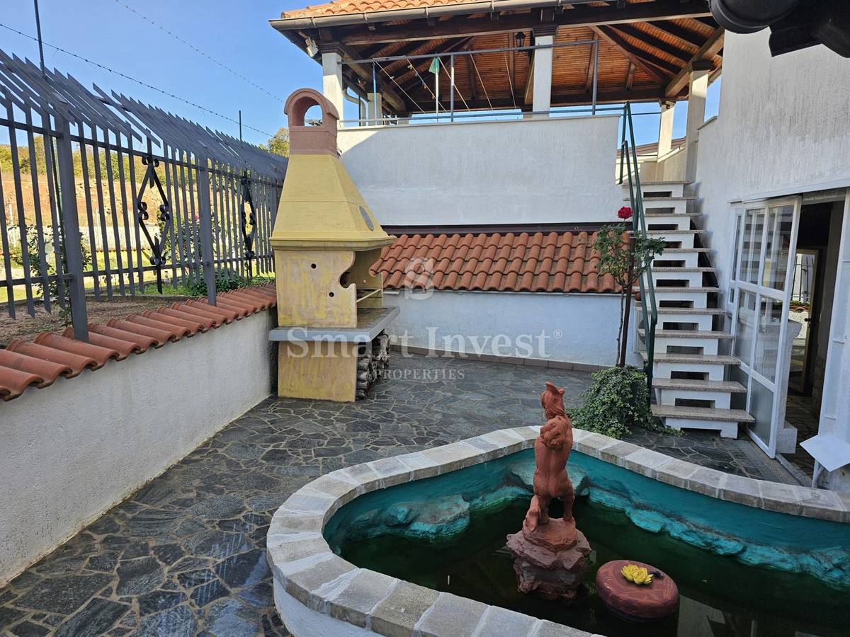 Poslovni prostor Pobri, Opatija - Okolica, 306m2
