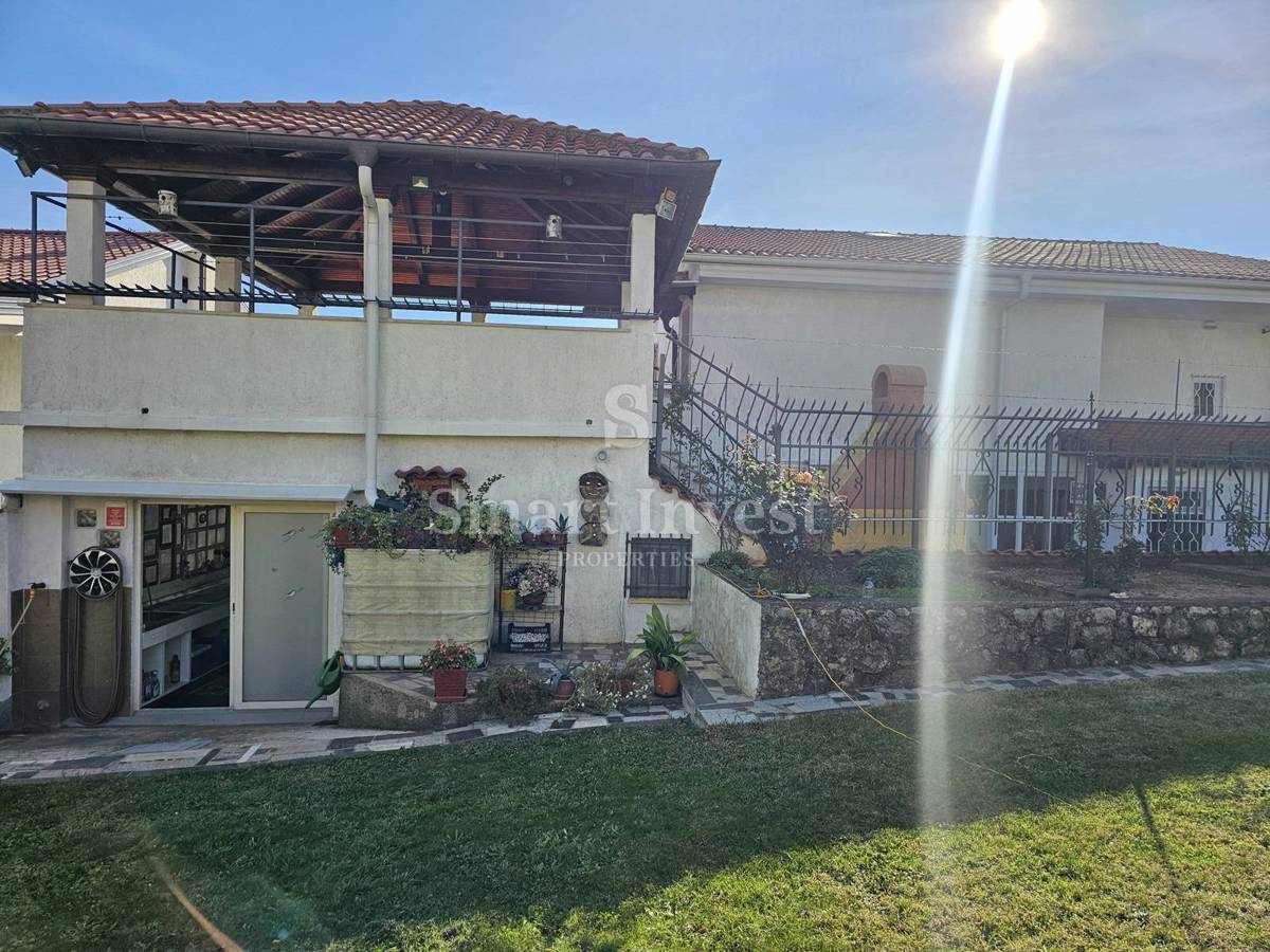 Poslovni prostor Pobri, Opatija - Okolica, 306m2