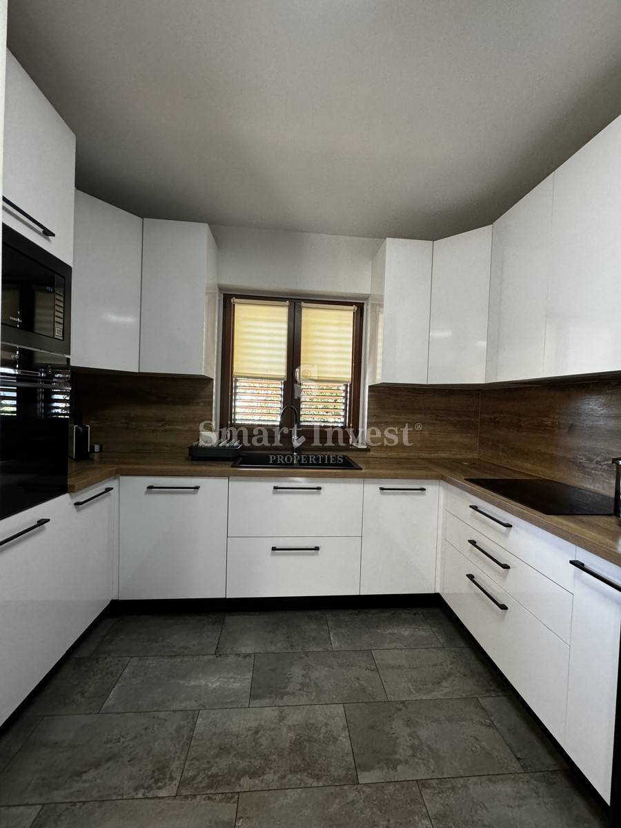 Hiša Trsat, Rijeka, 452m2