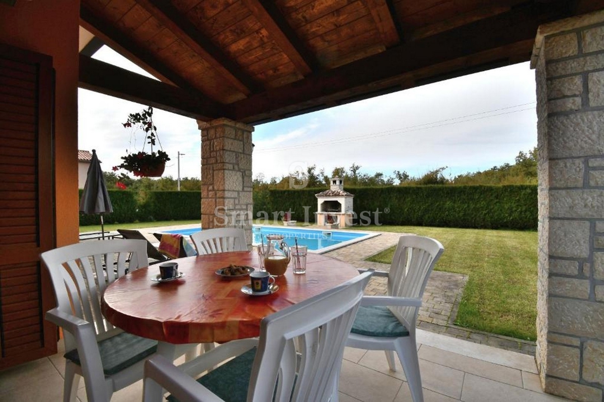 ISTRA - POREČ, hiša s 4 apartmaji in bazenom