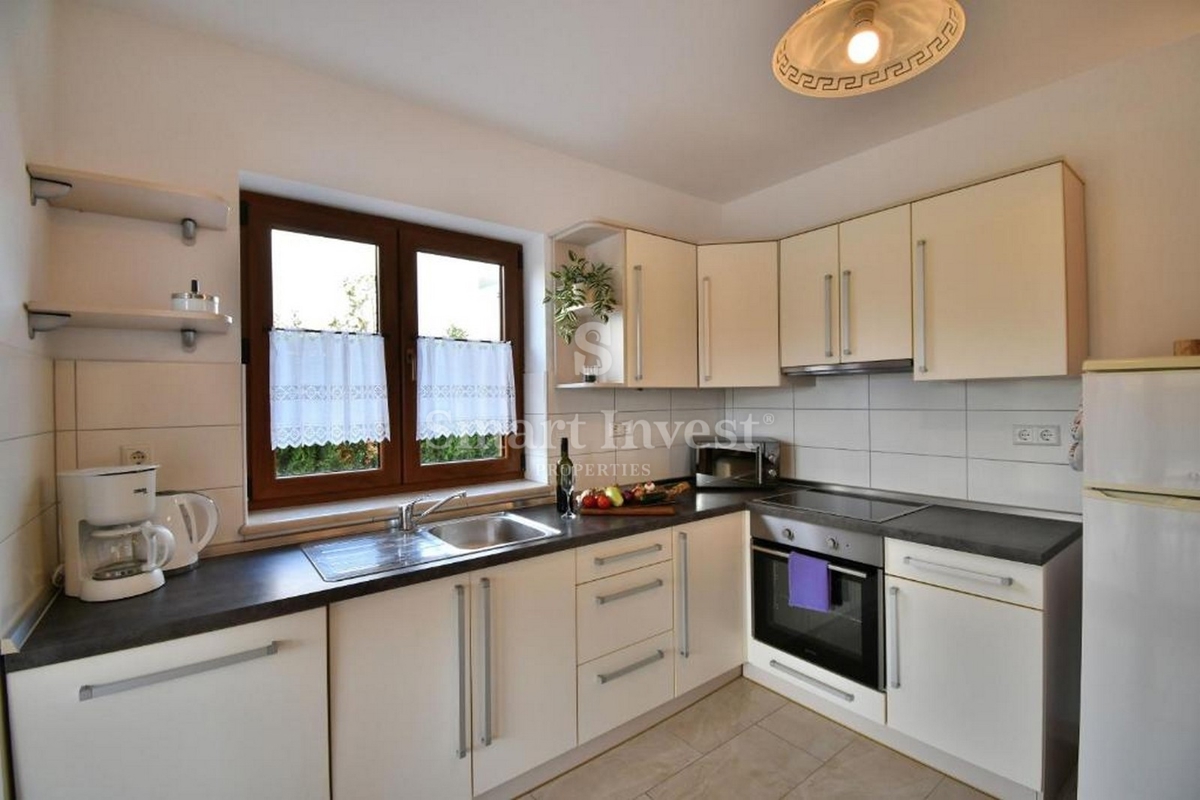 ISTRA - POREČ, hiša s 4 apartmaji in bazenom