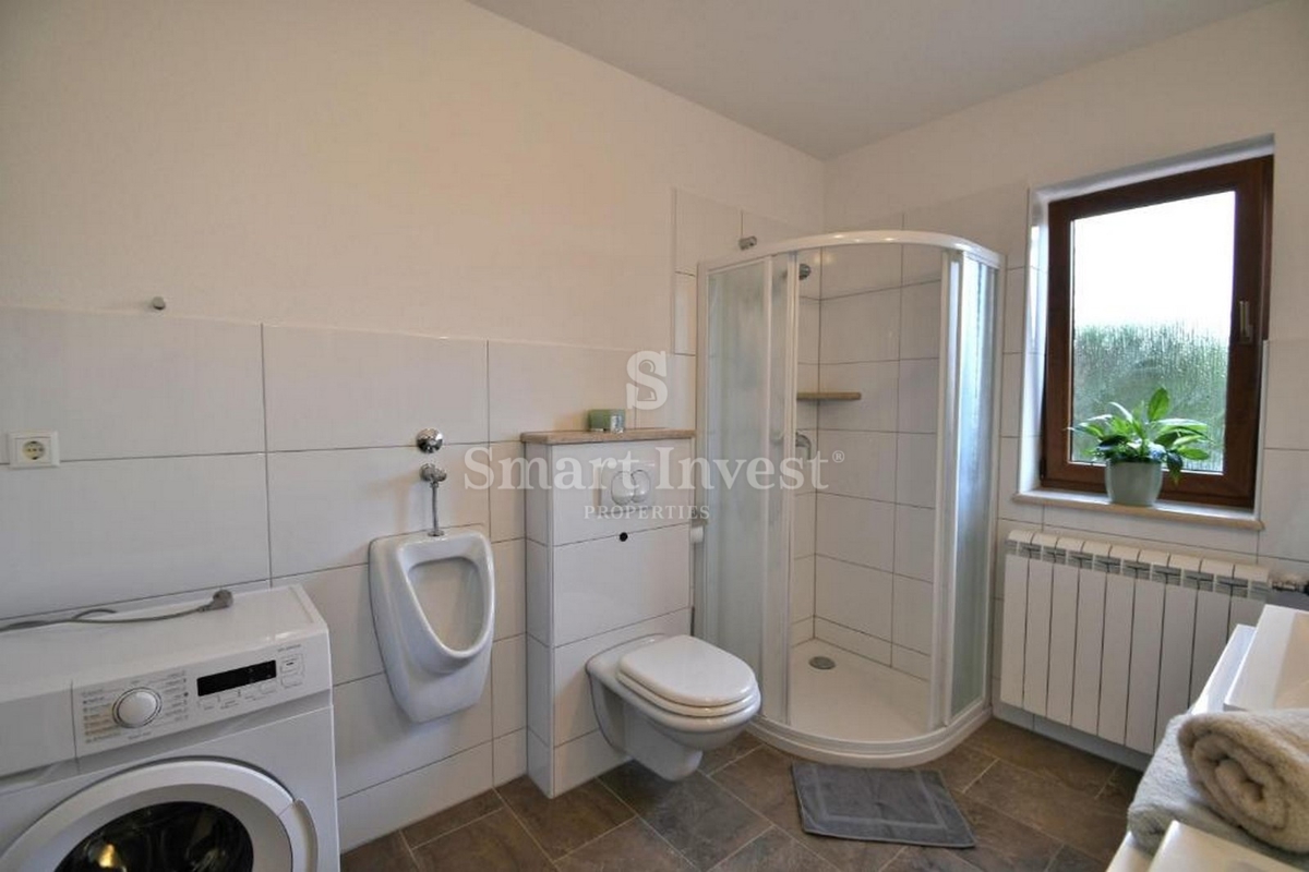 ISTRA - POREČ, hiša s 4 apartmaji in bazenom