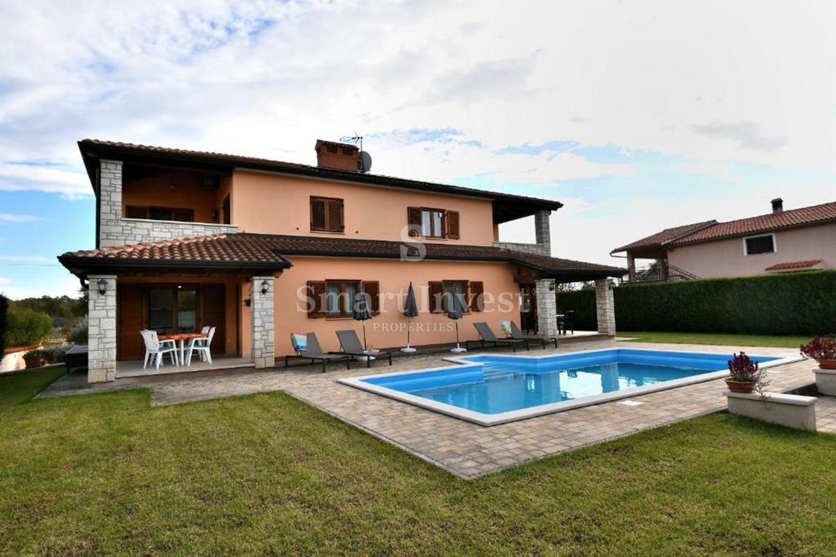 ISTRA - POREČ, hiša s 4 apartmaji in bazenom