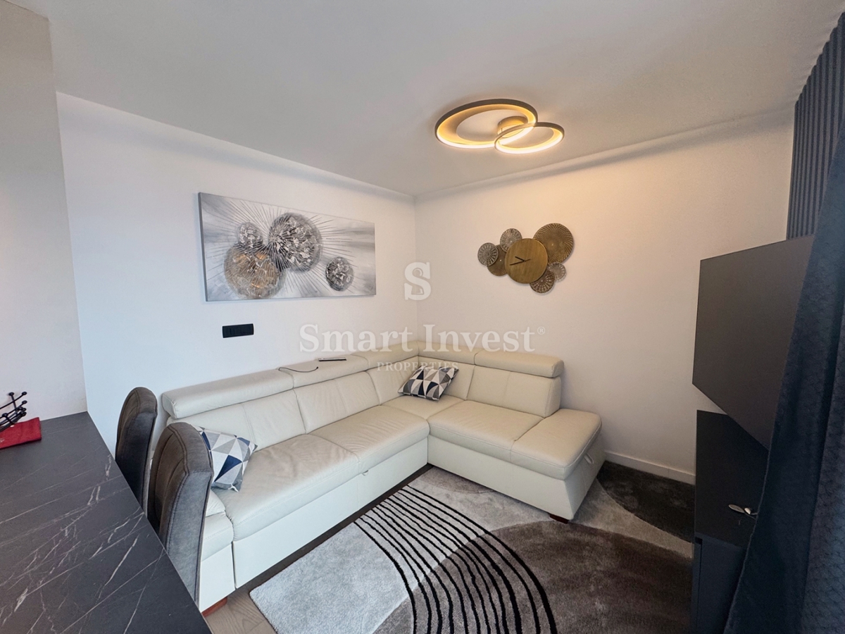 IČIĆI, čudovito 2-sobno stanovanje s pogledom na morje