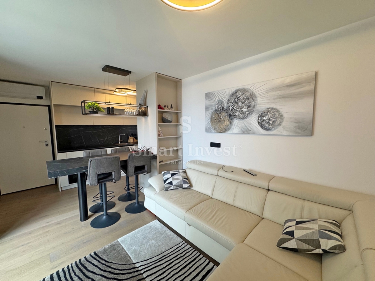 IČIĆI, čudovito 2-sobno stanovanje s pogledom na morje