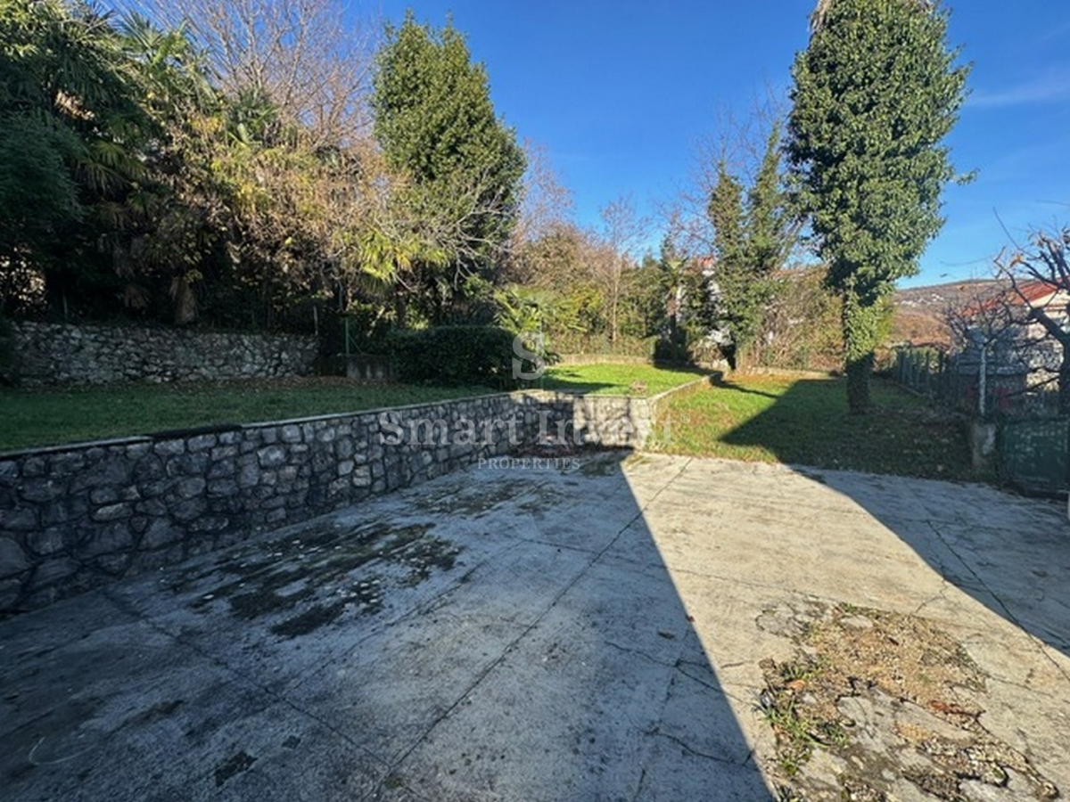 OPATIJA - IKA, hiša s pogledom na morje in vrtom