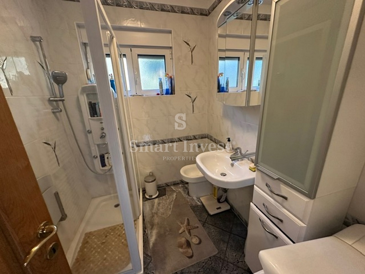 OPATIJA - IKA, hiša s pogledom na morje in vrtom