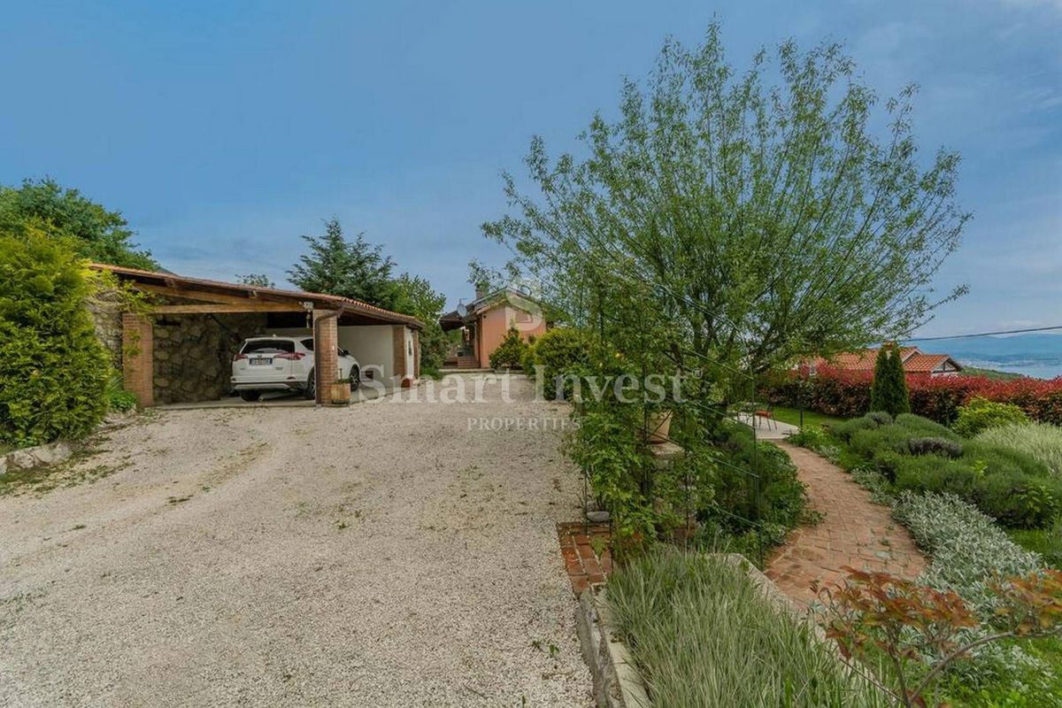 Hiša Poljane, Opatija - Okolica, 200m2