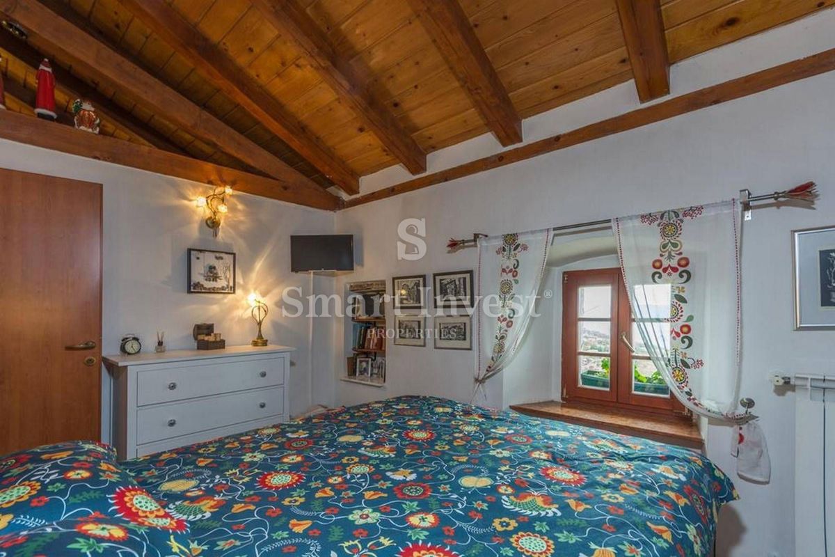 Hiša Poljane, Opatija - Okolica, 200m2