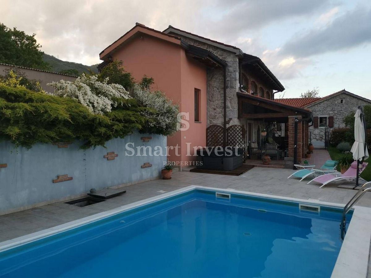 Hiša Poljane, Opatija - Okolica, 200m2