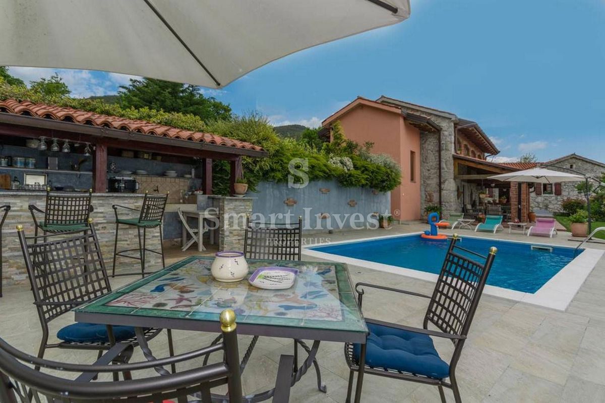 Hiša Poljane, Opatija - Okolica, 200m2