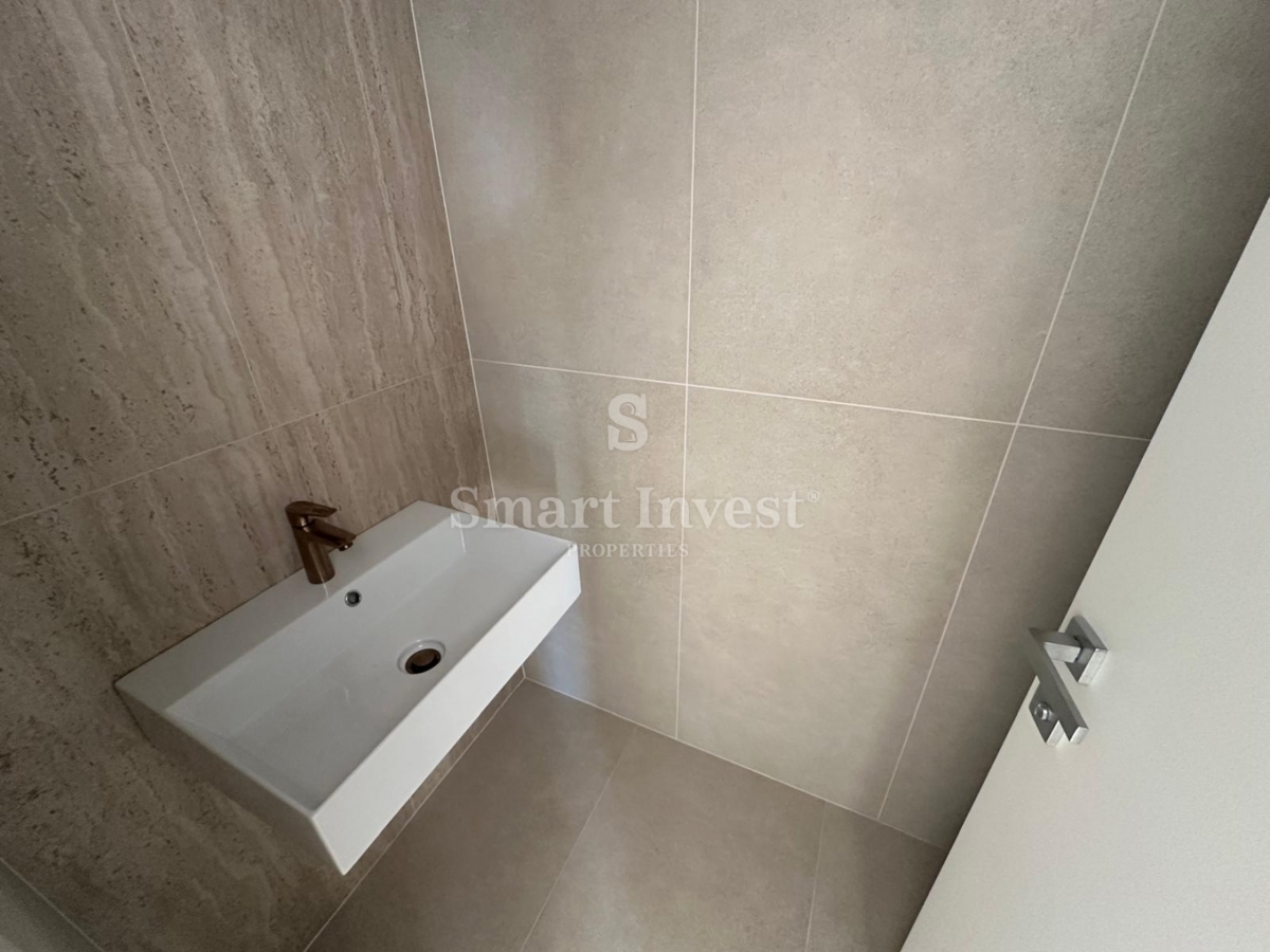 OPATIJA, Novo 4-sobno stanovanje s čudovitim pogledom na morje, prodamo