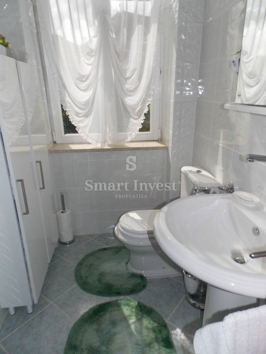 OPATIJA - CENTER, prostorno stanovanje v vili, 50 m od morja