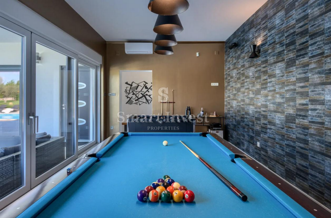 ISTRA – SVETVINČENAT, luksuzna vila na zemljišču velikosti 8.686 m²