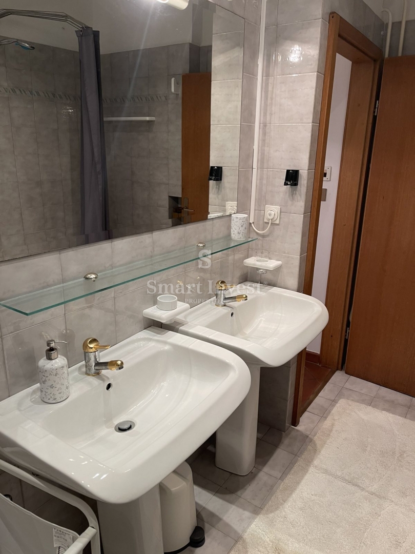 OPATIJA - PAVLOVAC, hiša z 2 stanovanjema, garažo in pogledom na morje