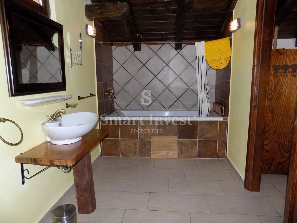 Hiša Poljane, Opatija - Okolica, 480m2