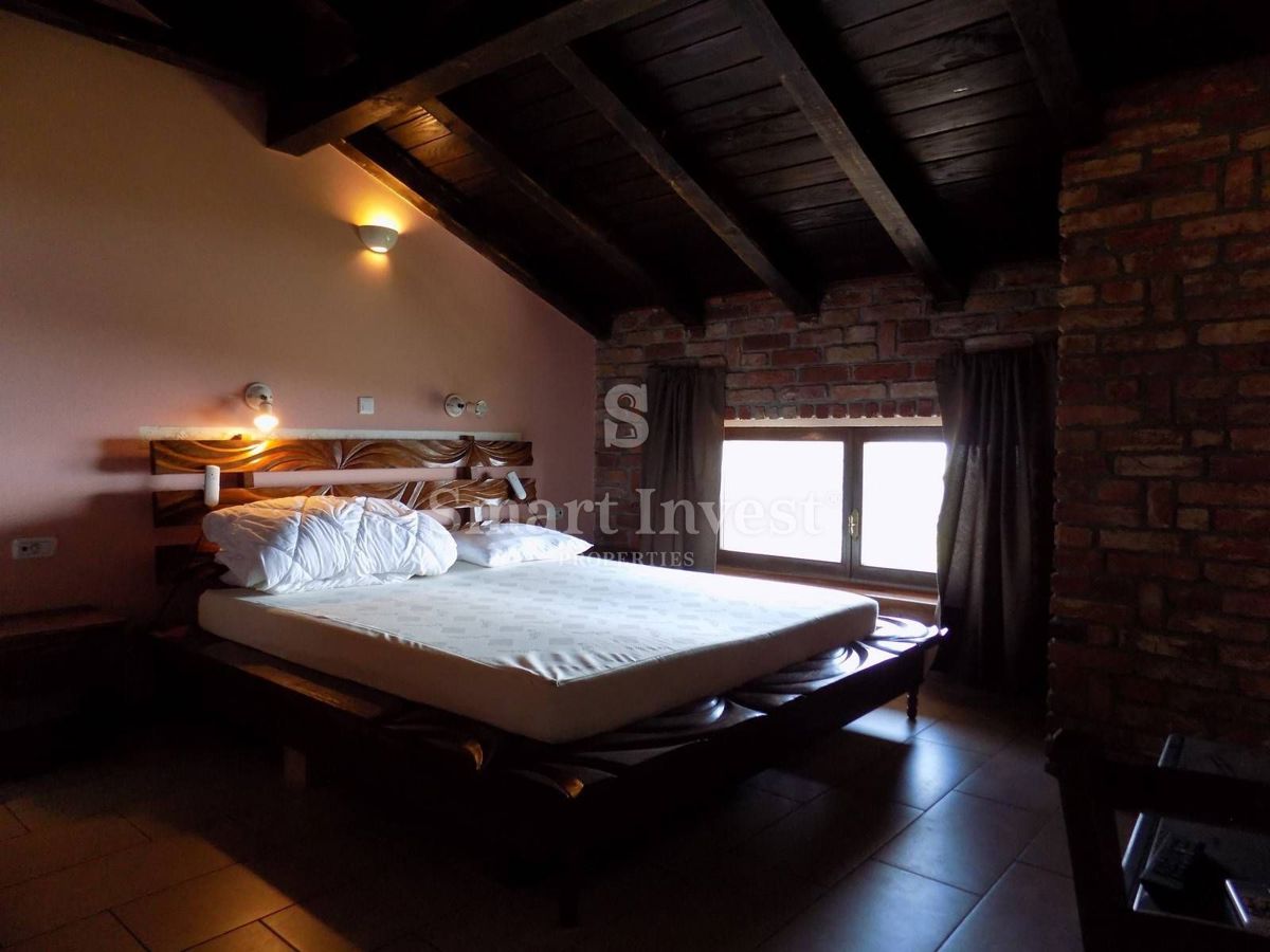 Hiša Poljane, Opatija - Okolica, 480m2