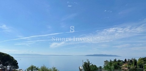 OPATIJA, stanovanje v prenovljeni vili blizu morja