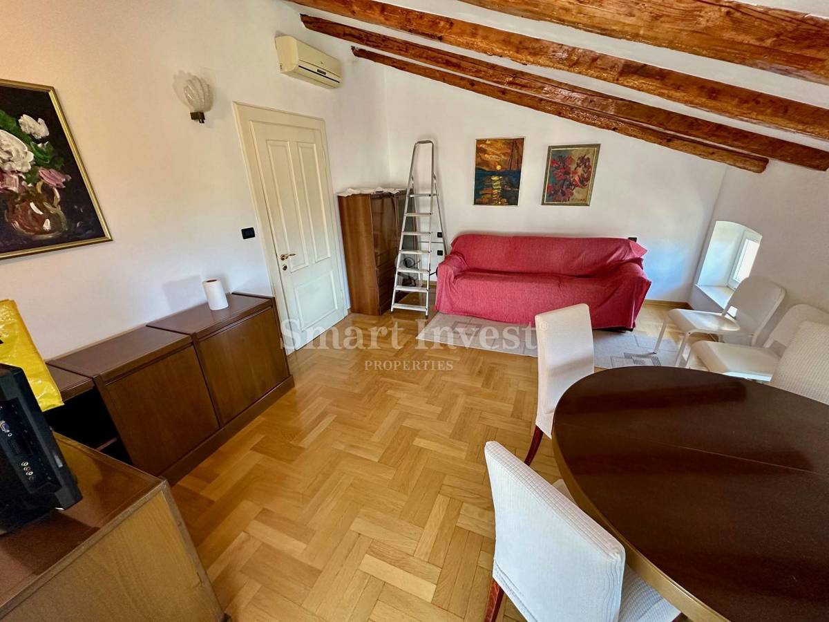 OPATIJA, stanovanje v prenovljeni vili blizu morja