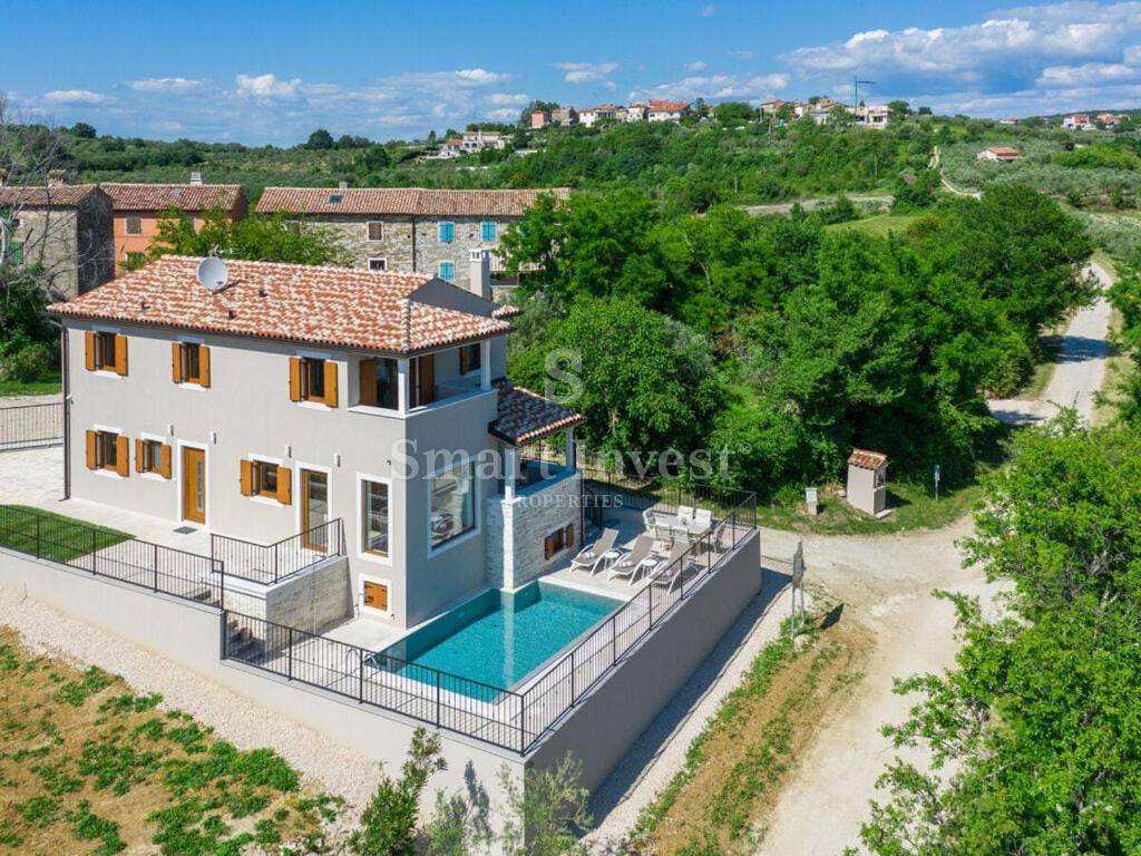 Hiša Buje, 150m2