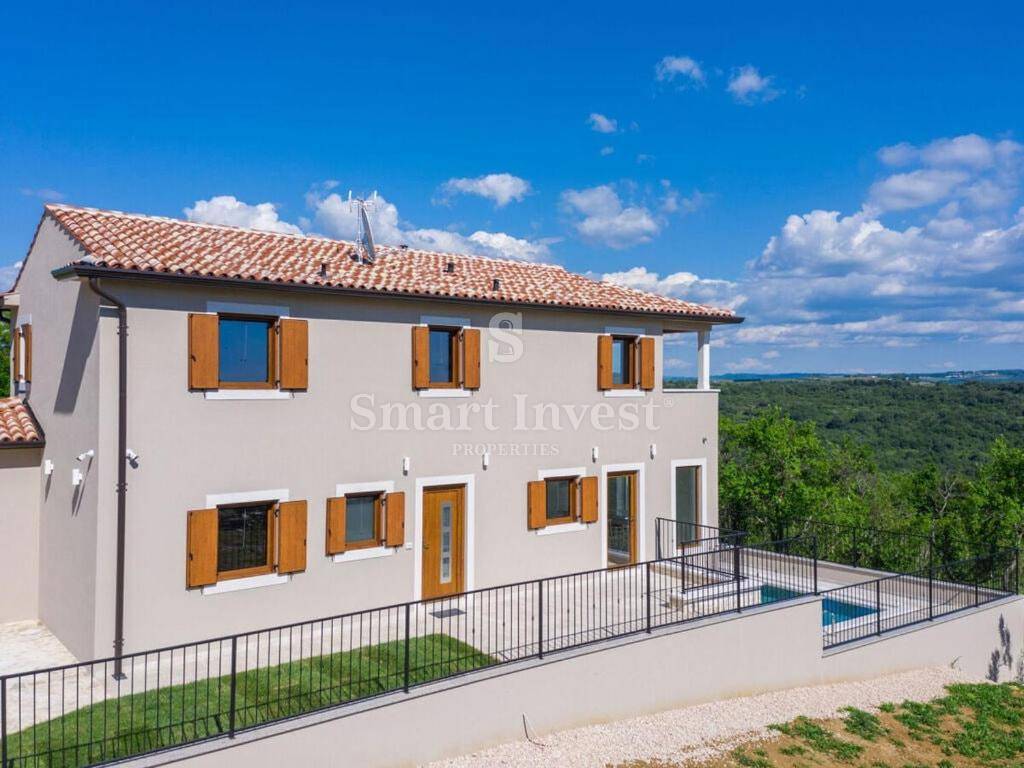 Hiša Buje, 150m2