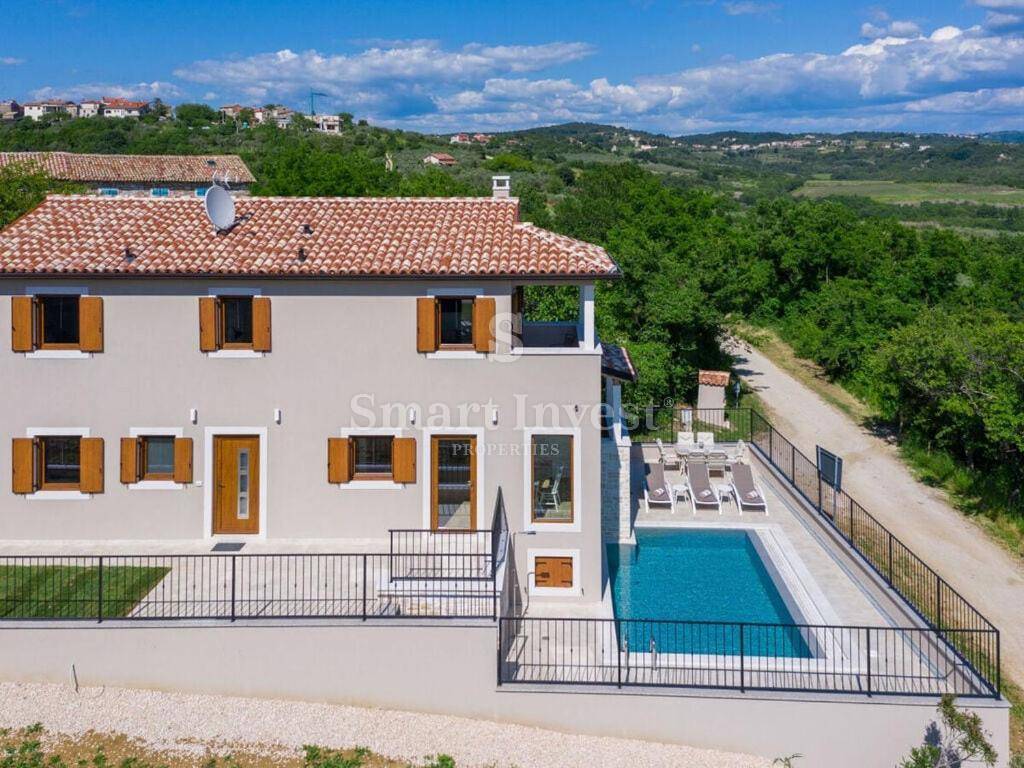 Hiša Buje, 150m2