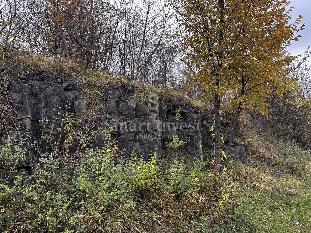 Zemljišče Matulji, 1.875m2