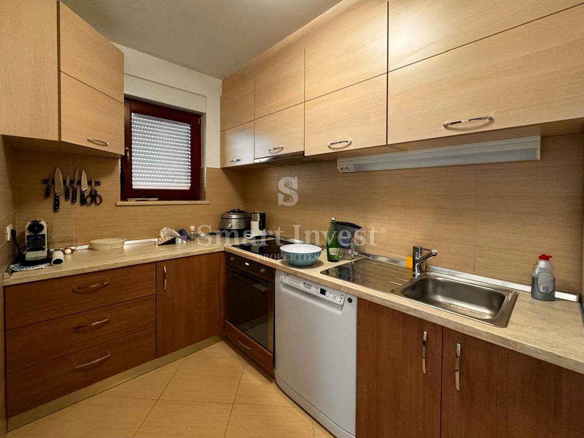 OPATIJA - BREGI, 3-s stanovanje s pogledom na morje, v stavbi z bazenom