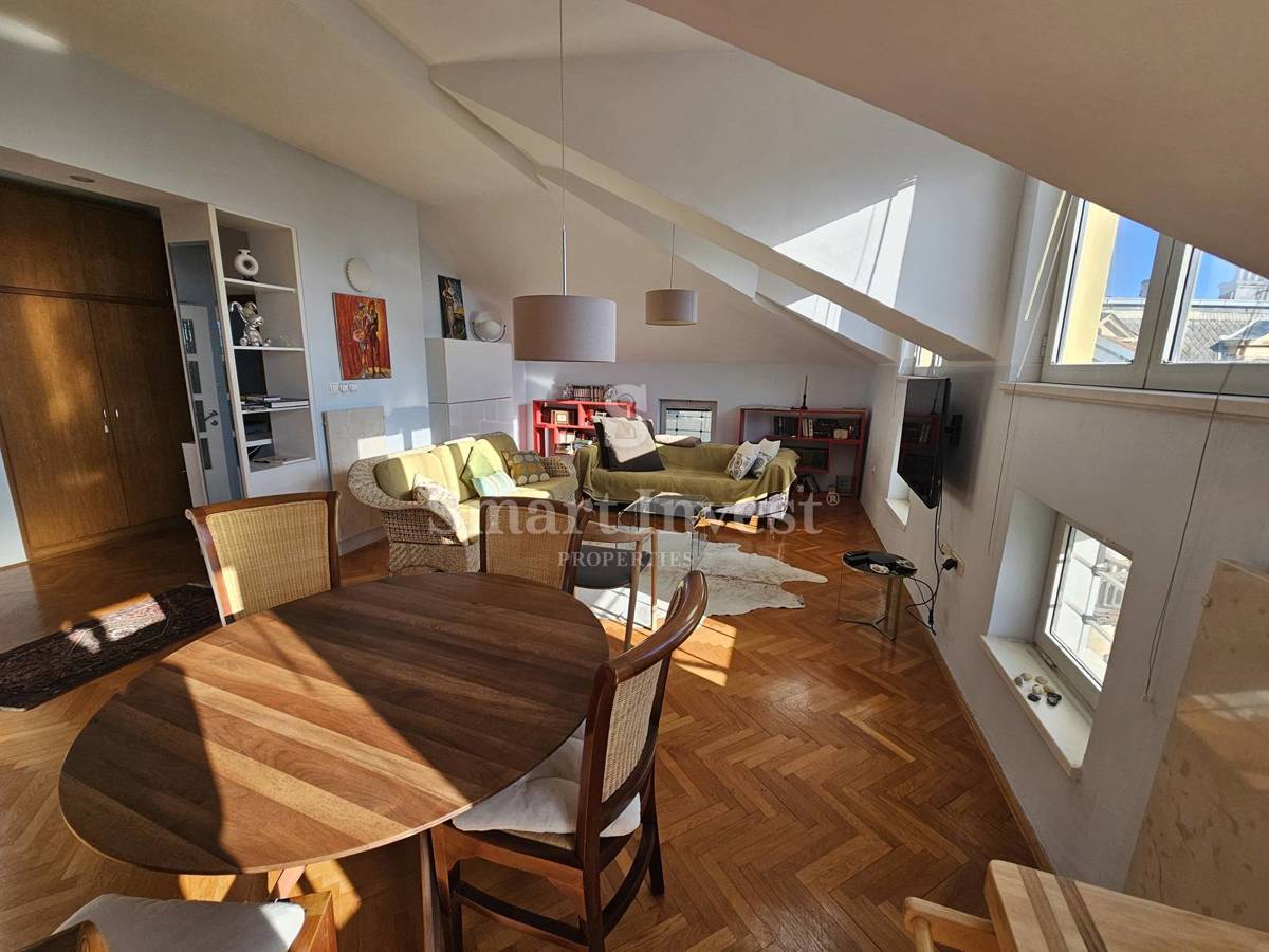 OPATIJA, dva apartmaja s parkiriščem in vrtom blizu morja