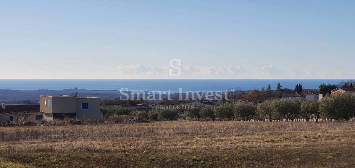 ISTRA - POREČ, zemljišče z gradbenim dovoljenjem za vilo s pogledom na morje, bazenom in savno