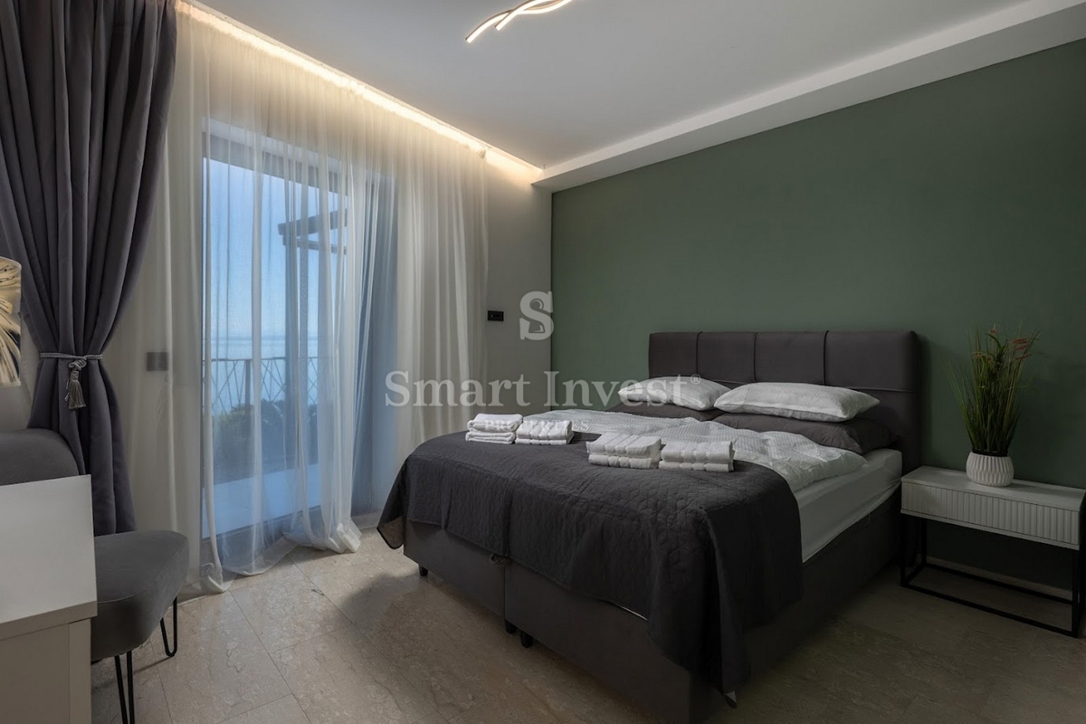 Stanovanje Volosko, Opatija, 294,64m2