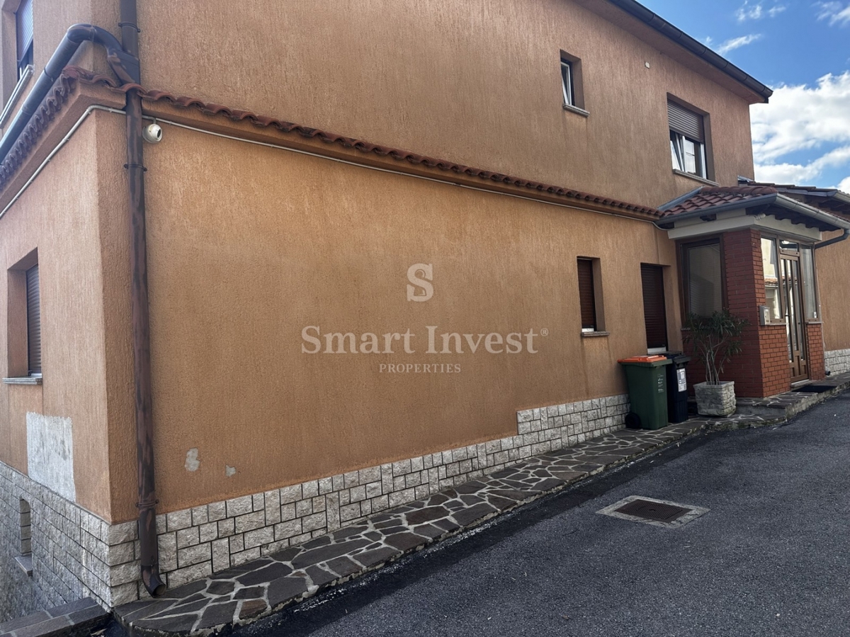 OPATIJA - RUKAVAC, samostojna hiša s 3 apartmaji in čudovitim razgledom