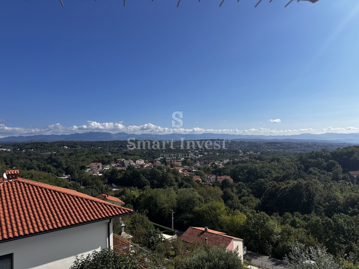 OPATIJA - RUKAVAC, samostojna hiša s 3 apartmaji in čudovitim razgledom