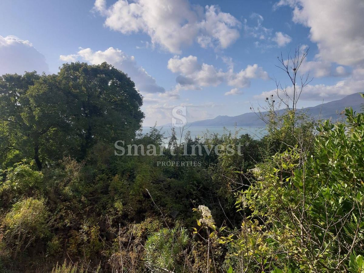 Zemljišče Bivio, Rijeka, 1.656m2