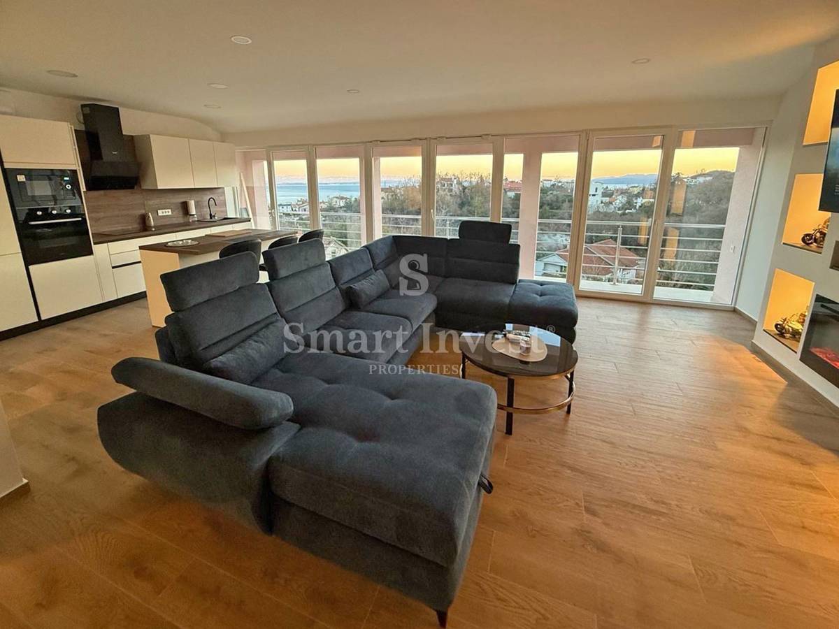 MATULJI, čudovito stanovanje s pogledom na morje in parkiriščem