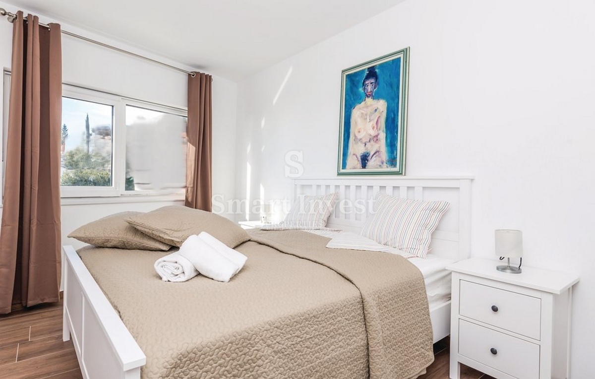 OPATIJA - POBRI, 4-sobno stanovanje s pogledom na morje in parkiriščem