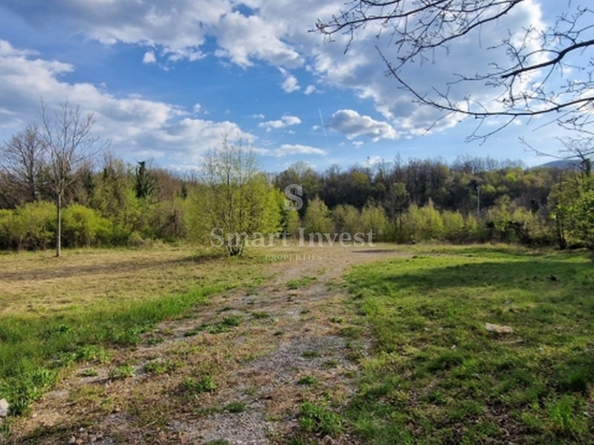 MATULJI - JUŠIĆI, gradbeno zemljišče 1617 m2